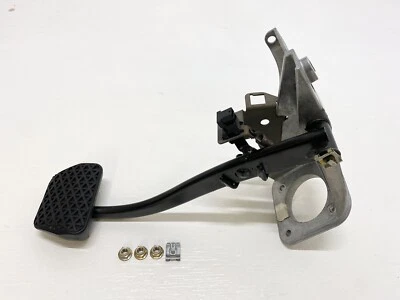 99-06 Genuine OEM BMW E46 325i Brake Pedal 35206752651 323i 328i 330i Z4 325xi - Image 1 of 4
