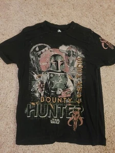 Disney World Bounty Hunter T-Shirt Boba Fett Star Wars - MEDIUM Distressed NWOT - Picture 1 of 5