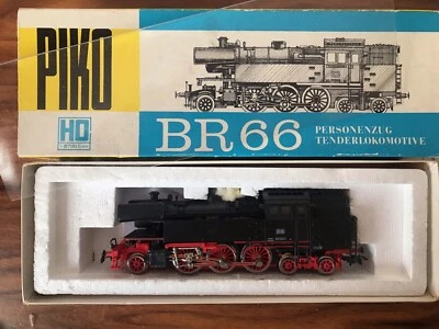 PIKO HO  Steam locomotive BR 66 002  of the DB (2nd) - Image 1 of 4