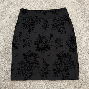 JOE B kurzer Pull On schwarz auf schwarz Blumen Gothic skurril Grunge Rock Gr. M - Bild 1 von 6