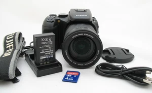 Fuji FinePix S200EXR DSLR style Digital Bridge Camera 12MP 14x 28-400mm Lens - Picture 1 of 11