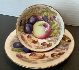 Vintage Aynsley Orchard Fruit D. Jones Signed Footed Teacup And Saucer c. 1934 - Picture 1 of 7