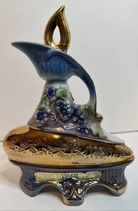 1977 Jim Beam Weeping Gold & Grape Clusters Decanter EMPTY - Picture 1 of 8