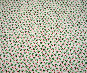 Christmas Fabric By Half-Yard Sm Red Roses Floral Green Leaf White Cotton Vtg 42 - Picture 1 of 2