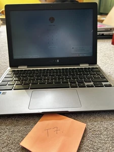 ASUS Chromebook C223NA (2020) 11.6" – Celeron N3350, 4GB RAM, ChromeOS & CHARGER - Picture 1 of 9
