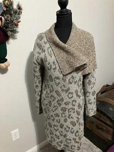 Shawl Collar Cozy Cardigan Sweater Animal Pattern - Large - Picture 1 of 9