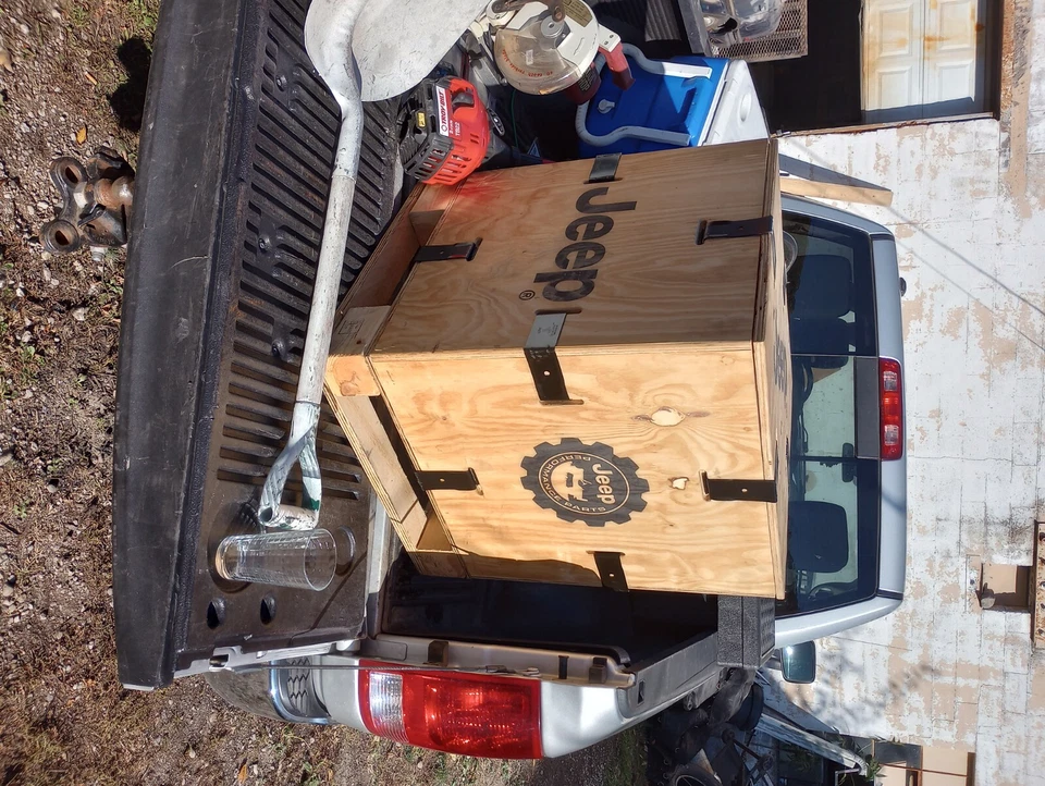 Лифт-комплект Jeep Wrangler Gladiator пустая деревянная коробка отличная пещера коробка логотип Jeep - Изображение 1 из 1