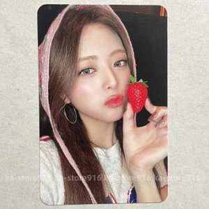 Tarjeta fotográfica oficial exclusiva POB de ITZY YUNA GOLD MAKESTAR Fan Sign Event 2.0 - Imagen 1 de 2
