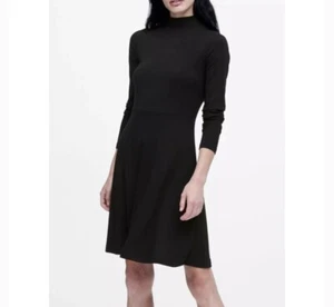 Banana Republic Pulloverkleid mit Stehkragen schwarz Small S Langarm gerippt - Bild 1 von 10
