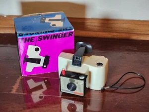 Cámara fotográfica instantánea vintage 🙂 Polaroid Land 🙂 "The Swinger" modelo 20 - Imagen 1 de 13