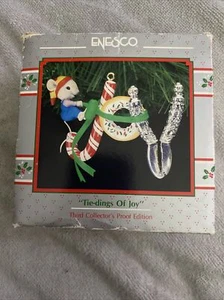 Vtg 1991 Enesco Christmas Tree Ornament Tie-dings Of Joy Third Collector Edition - Picture 1 of 7