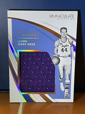 Parche de camiseta Panini Immaculate Jerry West The Standard 2020-21 usado en juegos/99 Foto 1 de 4