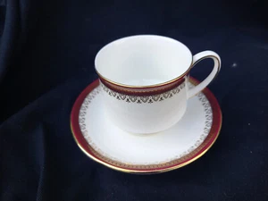 Paragon Holyrood. Taza de Té Y Platillo - Imagen 1 de 4