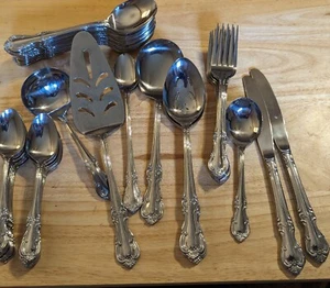 Salem VICTORIA Stainless Glossy Scrolls Japan Silverware CHOICE Flatware - Picture 1 of 23