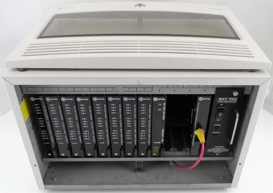Gabinete PBX Mitel SX-200 con control y tarjeta ONS sin llave de puerta para piezas/reparación Foto 1 de 4