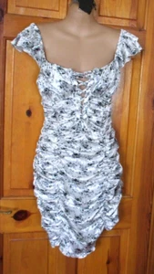PRETTYLITTLETHING' BLUE & WHITE LACE UP RUCHED SLEEVELES RUFFLE STRAP DRESS SZ 8 - Picture 1 of 3