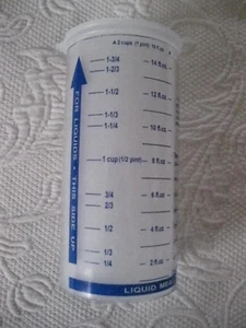 Vtg Pampered Chef Measure All 2 Cup Measuring Wet Dry Ingredients Made USA 2000 - Picture 1 of 4