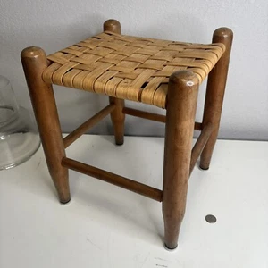Antique / Vtg Weaved Rattan Wooden Foot Stool Footstool Bench Farmhouse Cabin - Picture 1 of 9