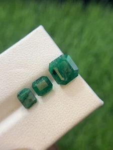 5.50Carats Natural Emerald Faceted Loose Gemstones Lot from Swat Valley Pakistan - Picture 1 of 10