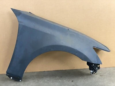 Lote 725 montaje panel guardabarros lado pasajero delantero derecho Lexus GS350 2013-2015 Foto 1 de 4