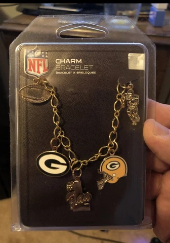 Green Bay Packers Ladies Charm Bracelet  Gold Plates NFL Cover