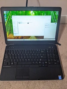 Dell Precision M2800 I7-4810 2.8GHZ 256GB SSD 16GB RAM 15'6 screen Win11+adapter - Picture 1 of 12