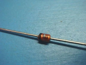 (10) ITT 1N4747A 1 WATT 1W 20V 5% DISCRETE ZENER DIODE AXIAL THROUGH HOLE DO-41 - Picture 1 of 6