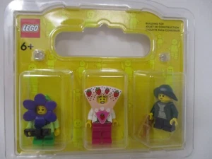 LEGO BAM Minifigures City Town Cake Flower Costume Boy in Rain Gear - Picture 1 of 4