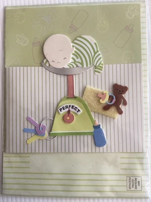 Burgoyne TARJETA Nuevo Bebé ESCALAS Oso de Peluche BOTELLA Chupete VERDE Niño Niña 3-D ¡Nuevo! Foto 1 de 4