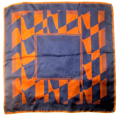 HUGO BOSS foulard  soie  en  TBEG vintage  65x65 cm - Photo 1/4