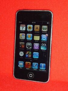 Apple ipod touch 2nd Generation (A1288) 8GB Silver Black