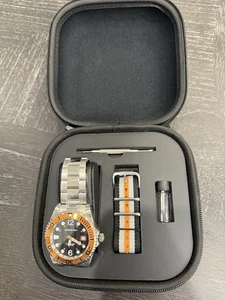 Armand Basi Rocket Men's Automatic 44mm Date Watch New in Box - Picture 1 of 10