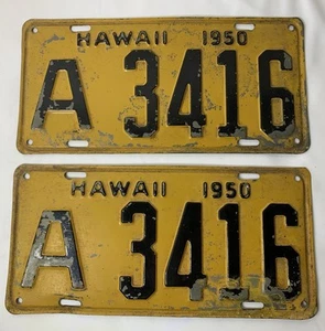 Rare 1950 Hawaii License Plate Pair - 4 Digits, Black/Yellow Base - Fair Cond. - Picture 1 of 10