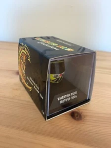 MINICHAMPS V ROSSI HELMET 2006 1:8 SCALE 397 060046 - Picture 1 of 2