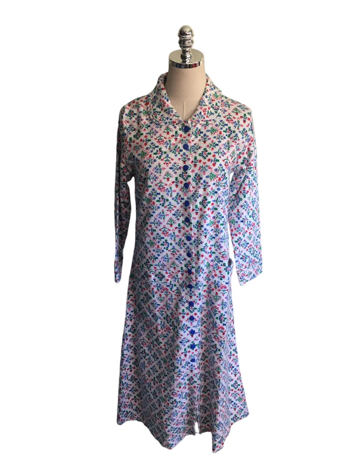 Bata Lanz Of Salzburg para mujer talla XS algodón blanco multicolor franela floral Foto 1 de 4