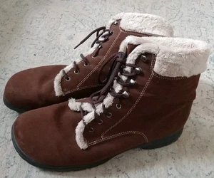 Drylastics By Me Too Waterproof & Breathable Lace Up Suede Boots Size 11W - Picture 1 of 4