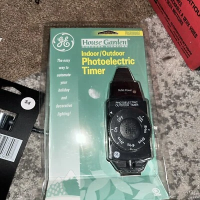General-Electric GE Countdown Timer LIGHT-SENSING PHOTOCELL NEW ROUGH PACKAGE - Image 1 of 2