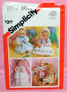 Uncut Simplicity 13"-14" Puppen Set Partykleider & Haube Hüte Muster 6055 - Bild 1 von 2