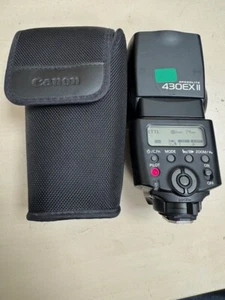 Canon Speedlite Flash 430EX II For DSLR Cameras Lighting - Picture 1 of 9