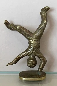 Bronzefigur Akrobat auf einem Arm verkehrt herum Messing JUNGE Statue 6cm - Bild 1 von 12