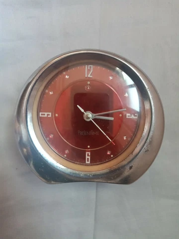 Vintage  Mechanical Alarm Clock Dianond color chinese working well unique style Cover