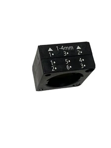 Siemens 3SB3931-0AA Halter für Rundschalter 22mm 1-4mm schwarz in neuwertigem Zustand - Bild 1 von 3