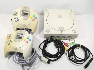 Consola Dreamcast blanca HKT-3000 con 2 mandos idioma japonés probado 1227D - Imagen 1 de 17