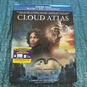 Cloud Atlas (Blu-ray + DVD W/Slipcover Tom Hanks Halle Berry Epic - Picture 1 of 8
