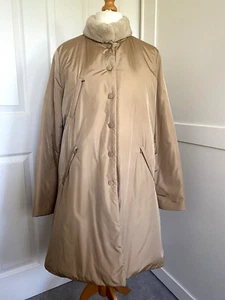 Max Mara luxurious washable down filled coat - detatchable faux fur collar UK 14 - Picture 1 of 24