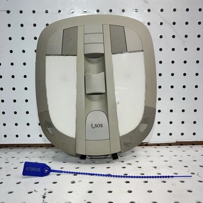 07-12 Mercedes R Class R300 Front Top Overhead Dome Light Map Lamp Tan Damaged - Image 1 of 4