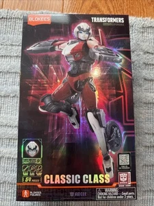 Transformers Classic Class "Arcee" Model Kit  (NEW) - Blokees Brand Hasbro - Picture 1 of 14