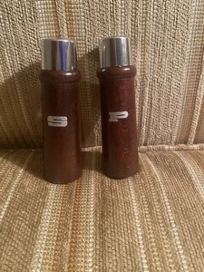 MCM Vintage Mid Century Modern Salt Pepper Shakers Brown, Wood - Picture 1 of 3