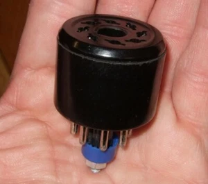 NUEVO AHORRADOR DE ENCHUFE DE TUBO OCTAL REAL para TUBOS DE 8 PINES 6L6GC 6V6GT 6SN7GT EL34 SS-8 - Imagen 1 de 1