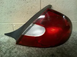 PASSENGER RIGHT TAIL LIGHT FITS 00-02 NEON 57523 - Picture 1 of 3